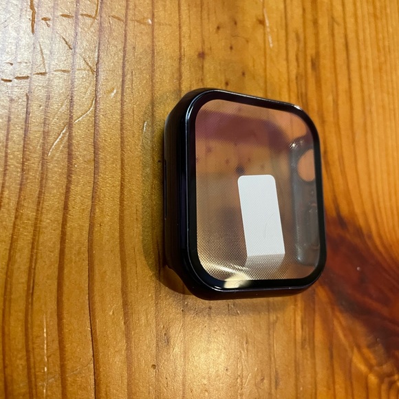 APPLE WATCH 7 45mm WITH ACCESSORIES BUNDLE - Picture 6 of 12